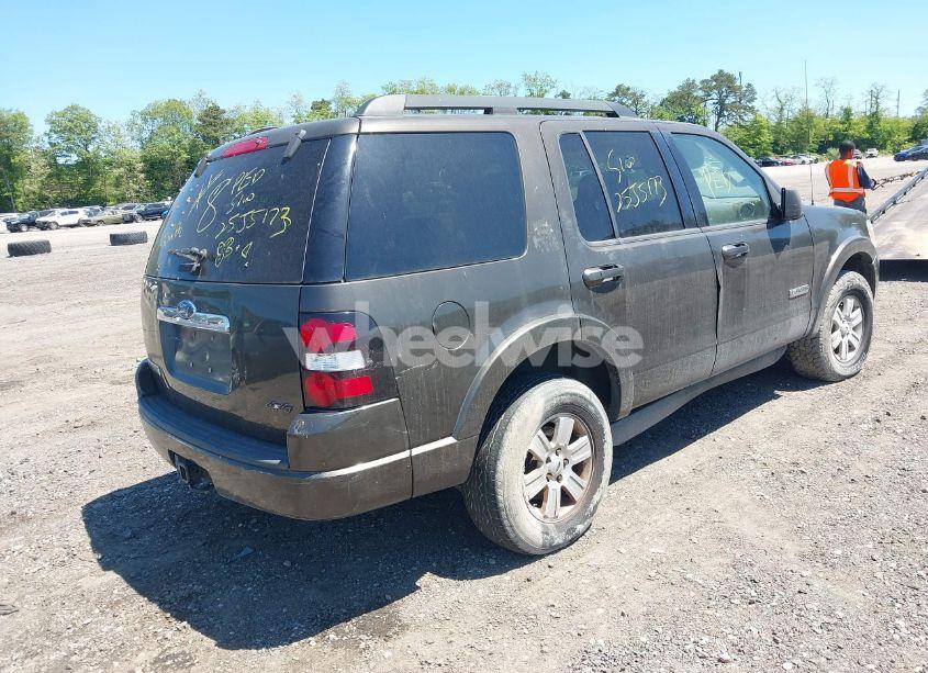 Photo 4 of 2008 Ford Explorer XLT (VIN 1FMEU73E68UA66143)