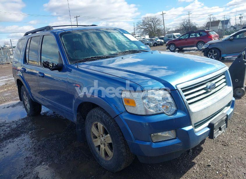 2009 Ford Explorer XLT (VIN 1FMEU73E69UA28641) main photo