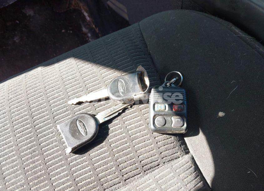 Photo 11 of 2009 Ford Explorer XLT (VIN 1FMEU73E69UA28641)