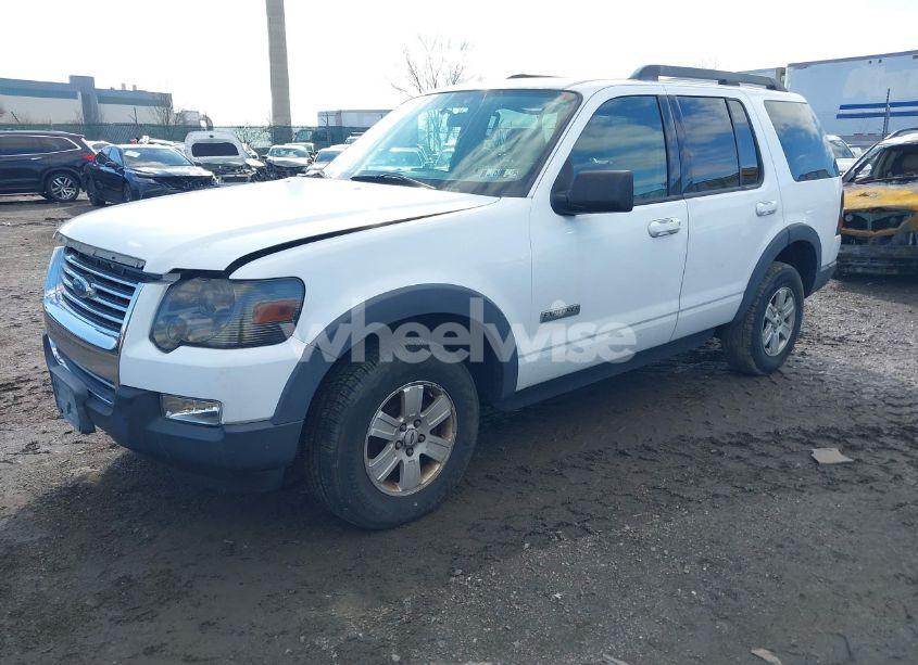 Photo 2 of 2007 Ford Explorer XLT (VIN 1FMEU73E77UB23643)