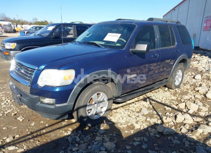 Photo 2 of 2007 Ford Explorer XLT (VIN 1FMEU73E77UB27076)