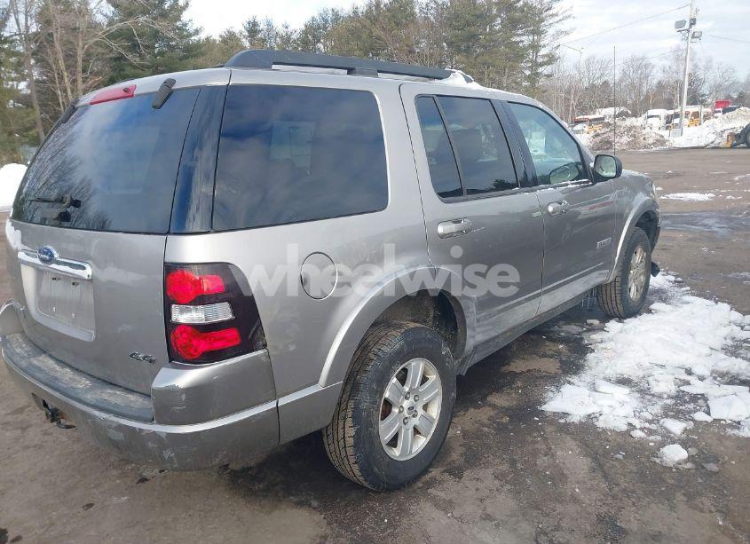Photo 4 of 2008 Ford Explorer XLT (VIN 1FMEU73E78UA08493)