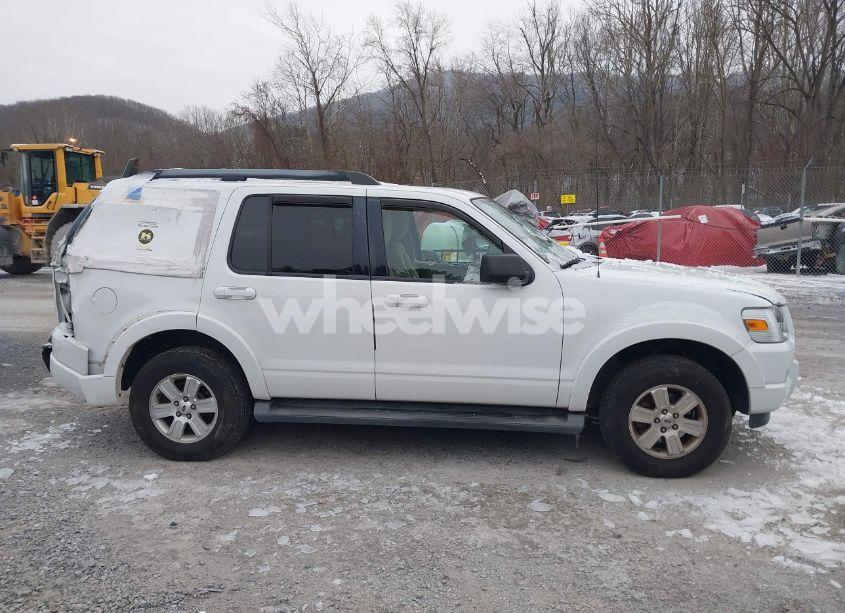 Photo 13 of 2009 Ford Explorer XLT (VIN 1FMEU73E79UA42936)