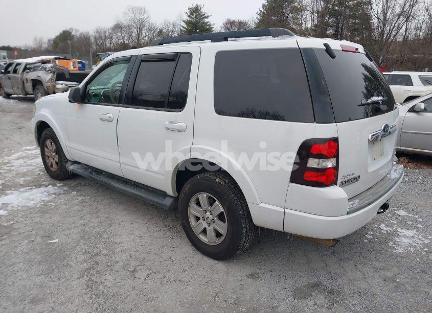 Photo 3 of 2009 Ford Explorer XLT (VIN 1FMEU73E79UA42936)