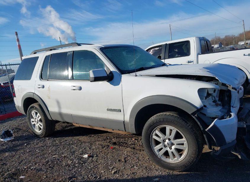 Photo 14 of 2006 Ford Explorer XLT (VIN 1FMEU73E86ZA29319)