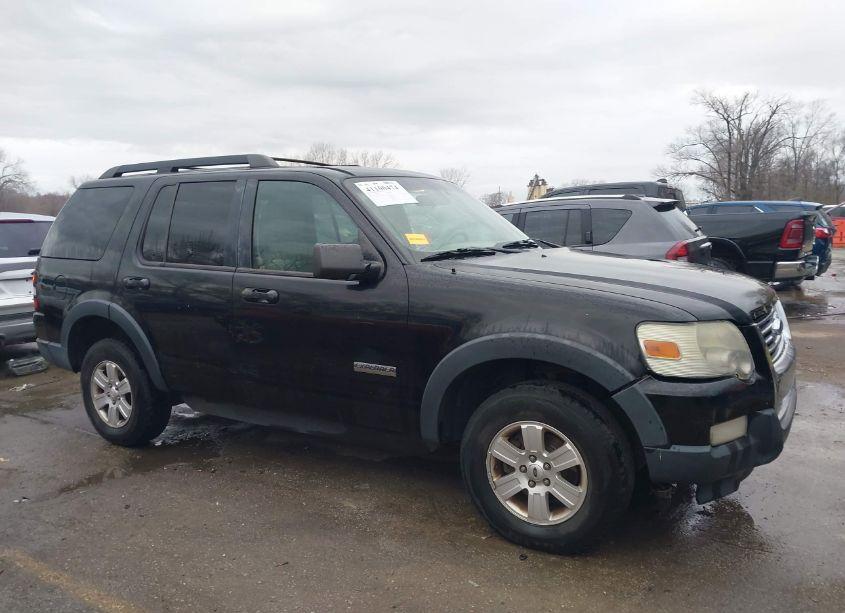 Photo 13 of 2007 Ford Explorer XLT (VIN 1FMEU73E87UB33663)