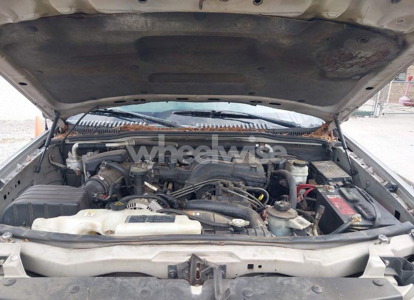 Photo 10 of 2008 Ford Explorer XLT (VIN 1FMEU73E88UA03948)