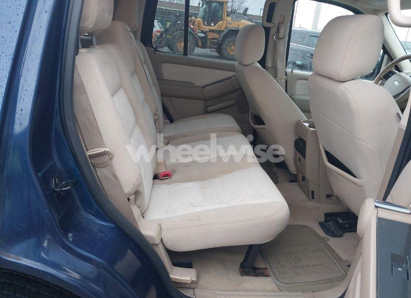 Photo 8 of 2008 Ford Explorer XLT (VIN 1FMEU73E88UA55371)