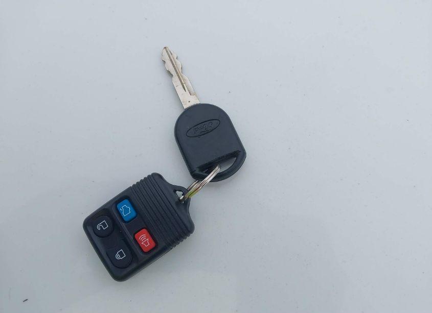 Photo 11 of 2008 Ford Explorer XLT (VIN 1FMEU73E88UB28738)