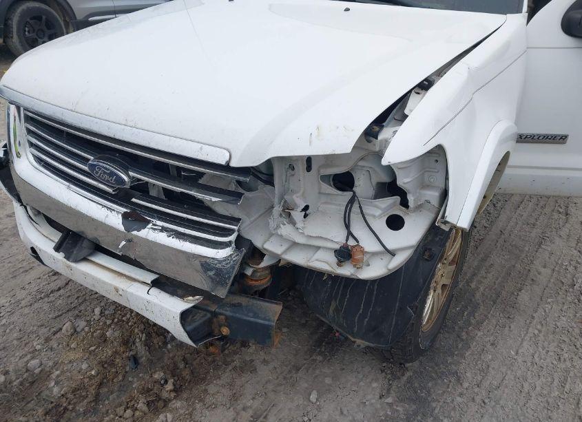 Photo 6 of 2008 Ford Explorer XLT (VIN 1FMEU73E88UB28738)