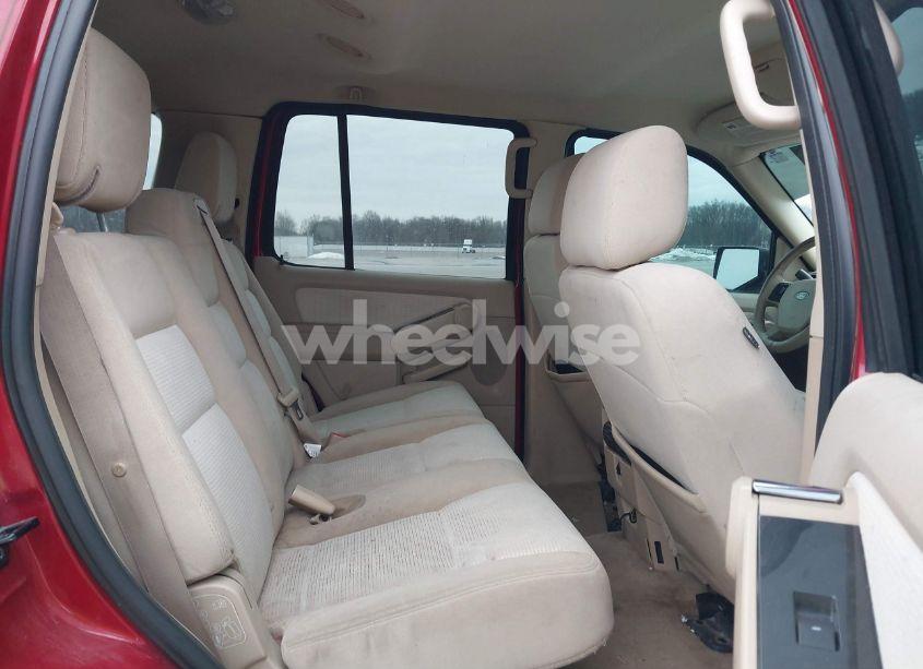 Photo 8 of 2006 Ford Explorer XLT (VIN 1FMEU73E96UA93317)