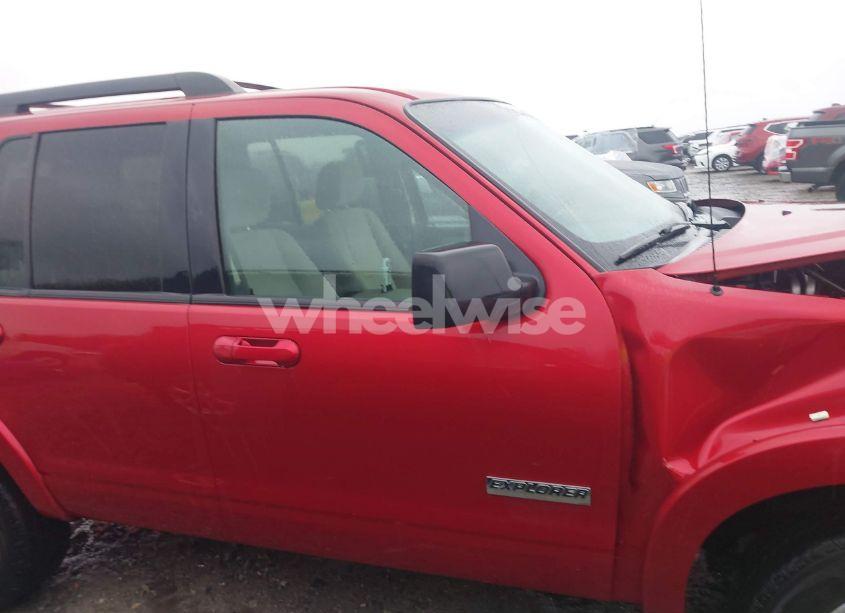 Photo 13 of 2008 Ford Explorer XLT (VIN 1FMEU73E98UA46565)