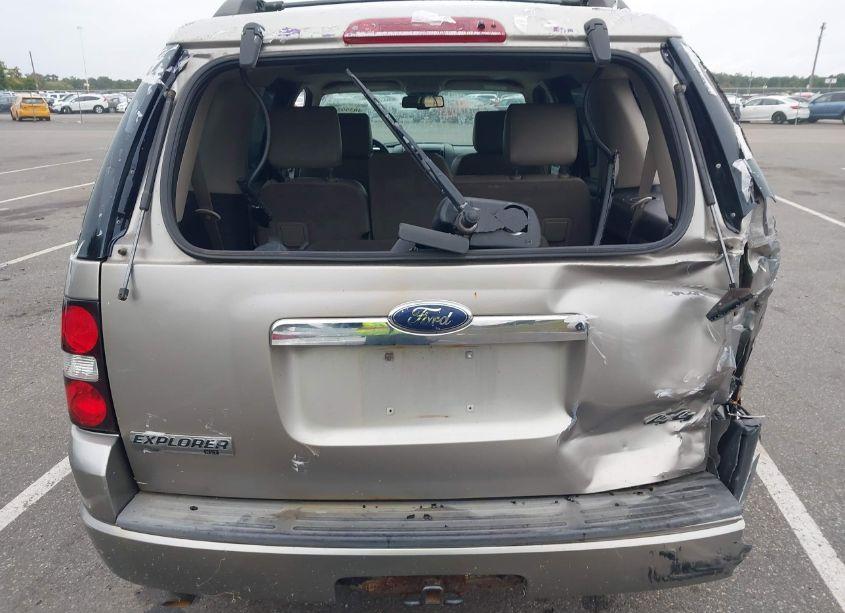 Photo 11 of 2008 Ford Explorer XLT (VIN 1FMEU73E98UA59056)