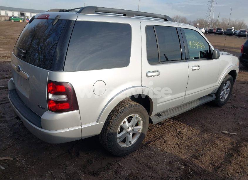 Photo 4 of 2009 Ford Explorer XLT (VIN 1FMEU73E99UA26169)