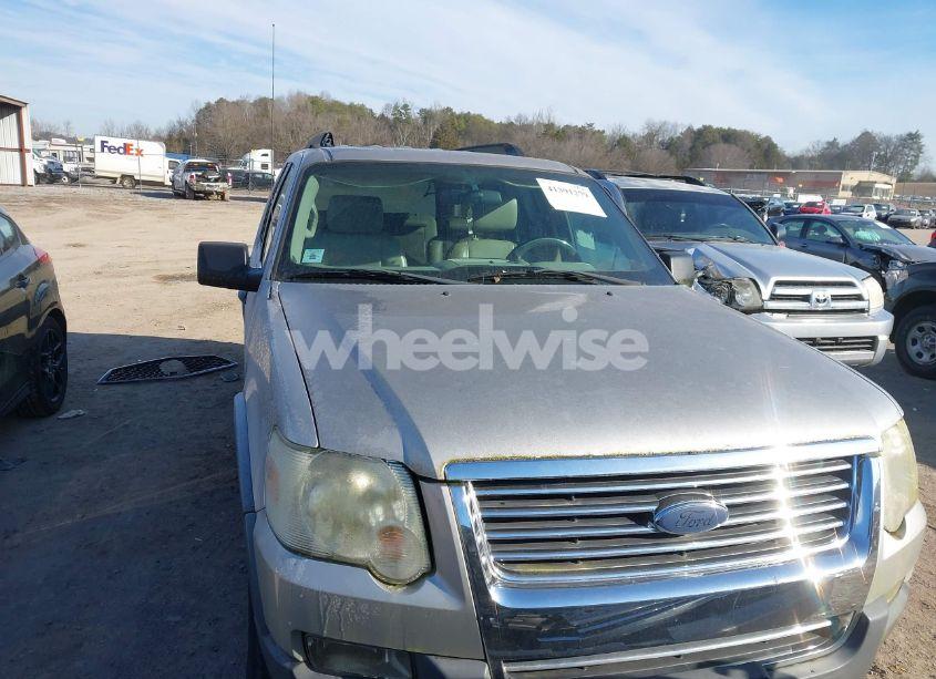 Photo 6 of 2006 Ford Explorer XLT (VIN 1FMEU73EX6UA79443)