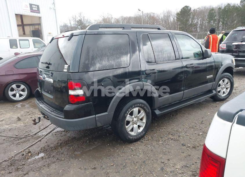 Photo 4 of 2006 Ford Explorer XLT (VIN 1FMEU73EX6UB05085)