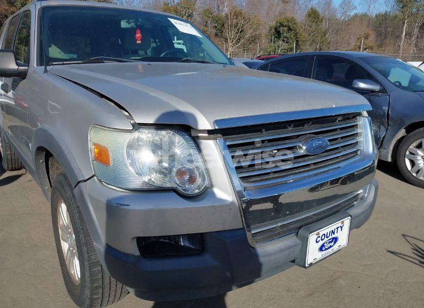 Photo 6 of 2006 Ford Explorer XLT (VIN 1FMEU73EX6ZA23750)