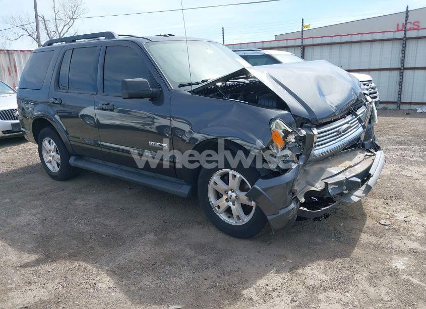 2007 Ford Explorer XLT (VIN 1FMEU73EX7UB50867) main photo