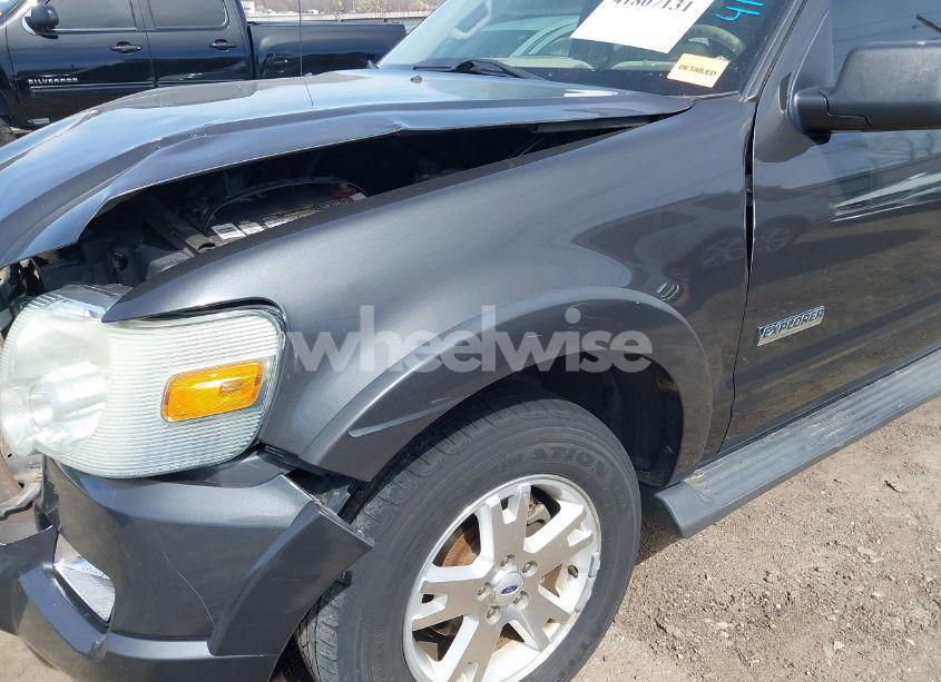 Photo 18 of 2007 Ford Explorer XLT (VIN 1FMEU73EX7UB50867)