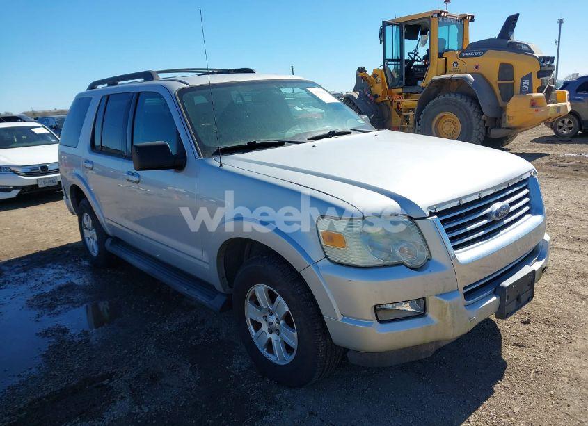2009 Ford Explorer XLT (VIN 1FMEU73EX9UA14080) main photo