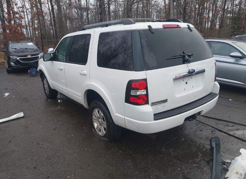 Photo 3 of 2009 Ford Explorer XLT (VIN 1FMEU73EX9UA22518)