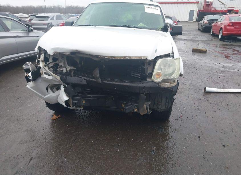 Photo 6 of 2009 Ford Explorer XLT (VIN 1FMEU73EX9UA22518)