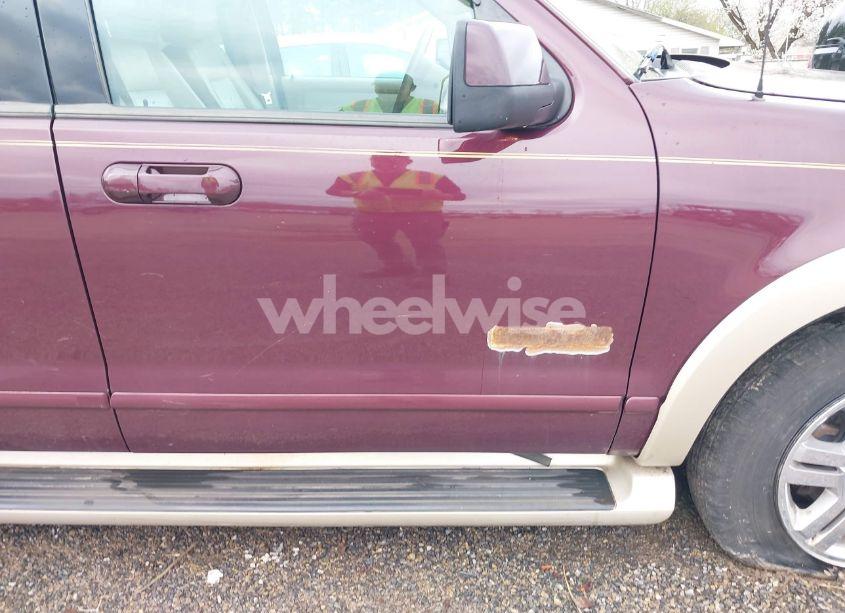 Photo 18 of 2006 Ford Explorer EDDIE BAUER (VIN 1FMEU74846ZA09335)