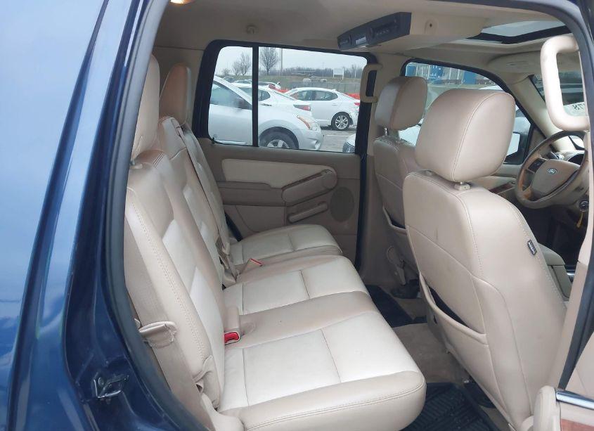 Photo 8 of 2007 Ford Explorer EDDIE BAUER (VIN 1FMEU74867UA40858)