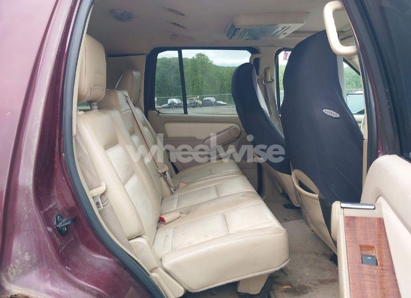 Photo 8 of 2007 Ford Explorer EDDIE BAUER (VIN 1FMEU74867UA96850)