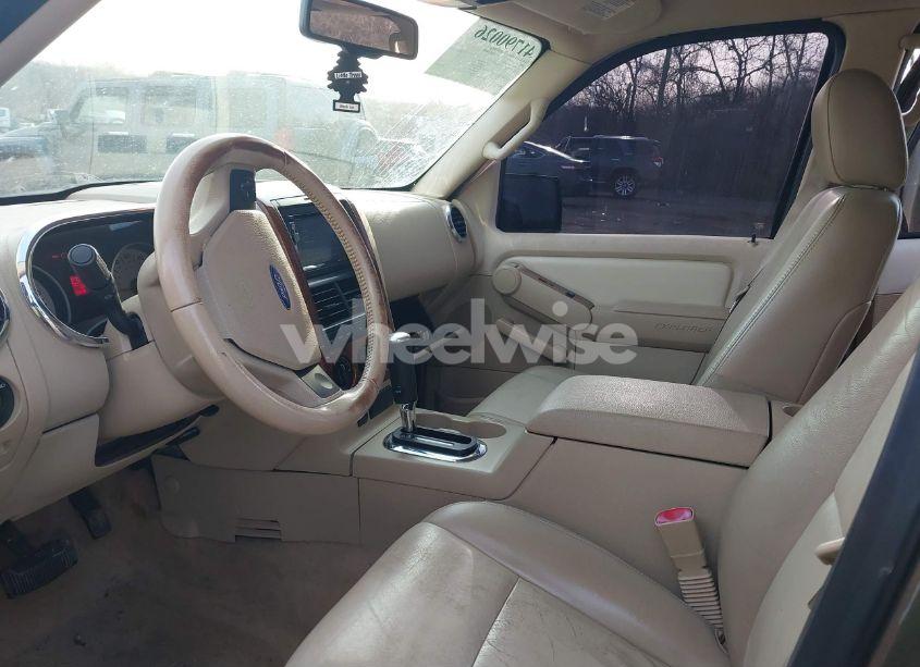 Photo 5 of 2006 Ford Explorer EDDIE BAUER (VIN 1FMEU74876UB47707)