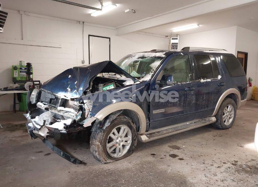 Photo 2 of 2006 Ford Explorer EDDIE BAUER (VIN 1FMEU74886UA85265)