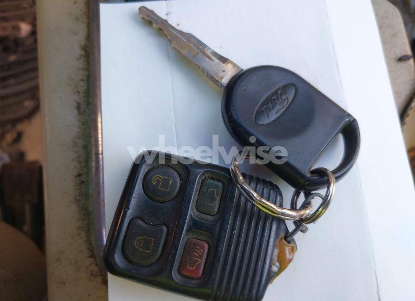 Photo 11 of 2006 Ford Explorer EDDIE BAUER (VIN 1FMEU748X6ZA27287)