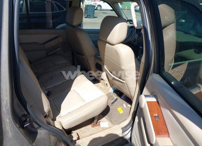 Photo 8 of 2006 Ford Explorer EDDIE BAUER (VIN 1FMEU748X6ZA27287)