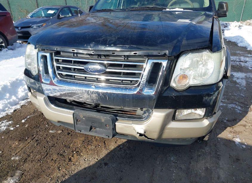 Photo 6 of 2007 Ford Explorer EDDIE BAUER (VIN 1FMEU748X7UB87765)