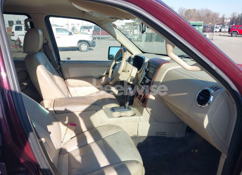 Photo 5 of 2006 Ford Explorer EDDIE BAUER (VIN 1FMEU74E06UA86013)