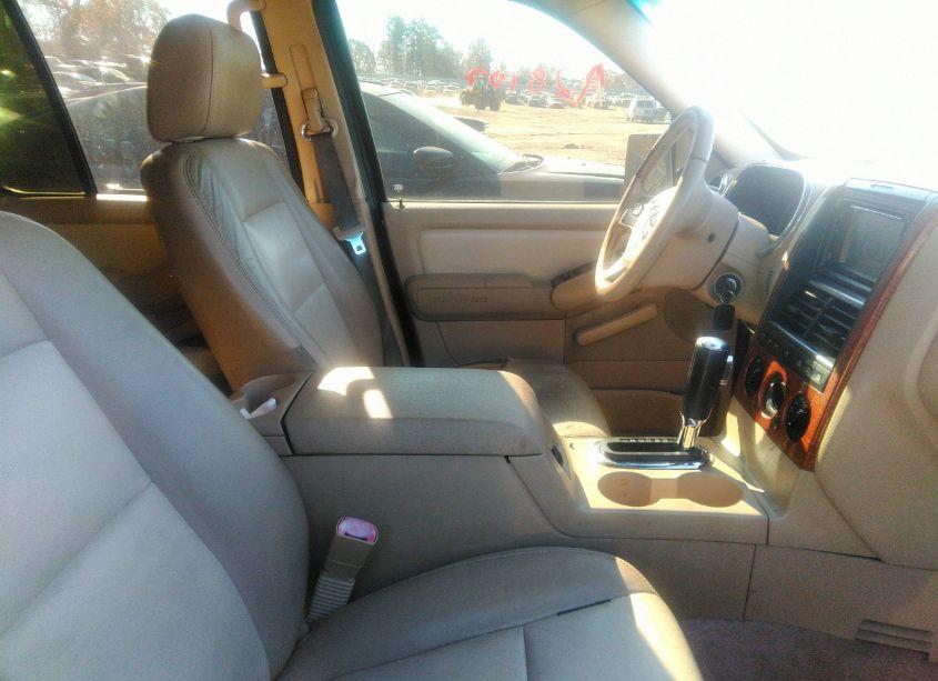 Photo 5 of 2006 Ford Explorer EDDIE BAUER (VIN 1FMEU74E16ZA28107)
