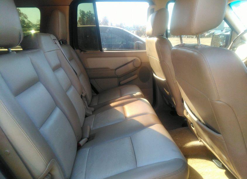 Photo 8 of 2006 Ford Explorer EDDIE BAUER (VIN 1FMEU74E16ZA28107)