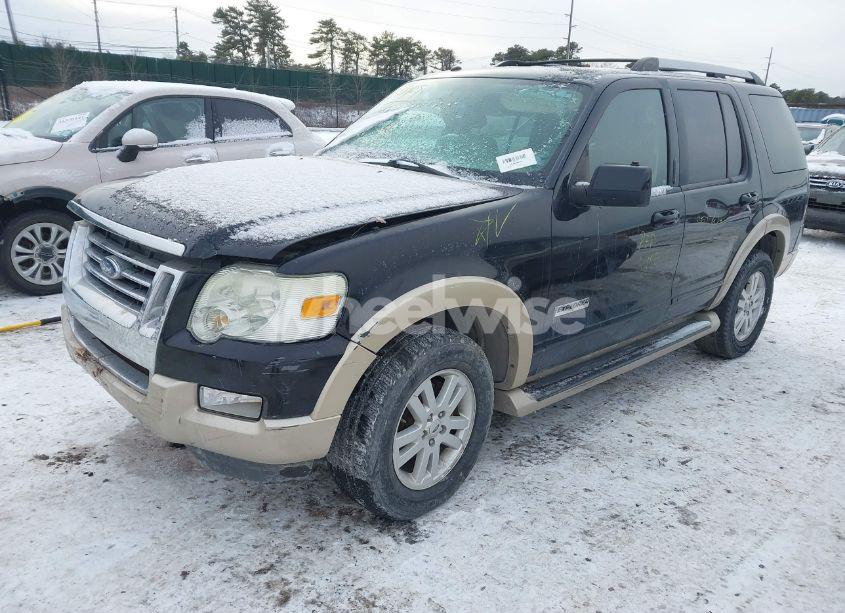 Photo 2 of 2007 Ford Explorer EDDIE BAUER (VIN 1FMEU74E27UA93269)