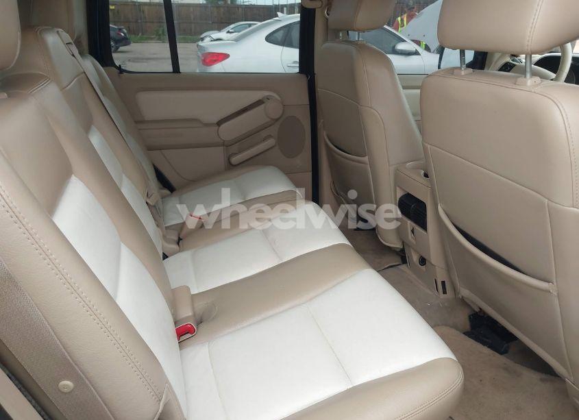 Photo 8 of 2006 Ford Explorer EDDIE BAUER (VIN 1FMEU74E36ZA27959)