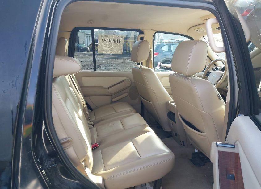 Photo 8 of 2007 Ford Explorer EDDIE BAUER (VIN 1FMEU74E37UA55064)
