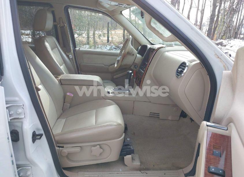 Photo 5 of 2006 Ford Explorer EDDIE BAUER (VIN 1FMEU74E46UB38808)