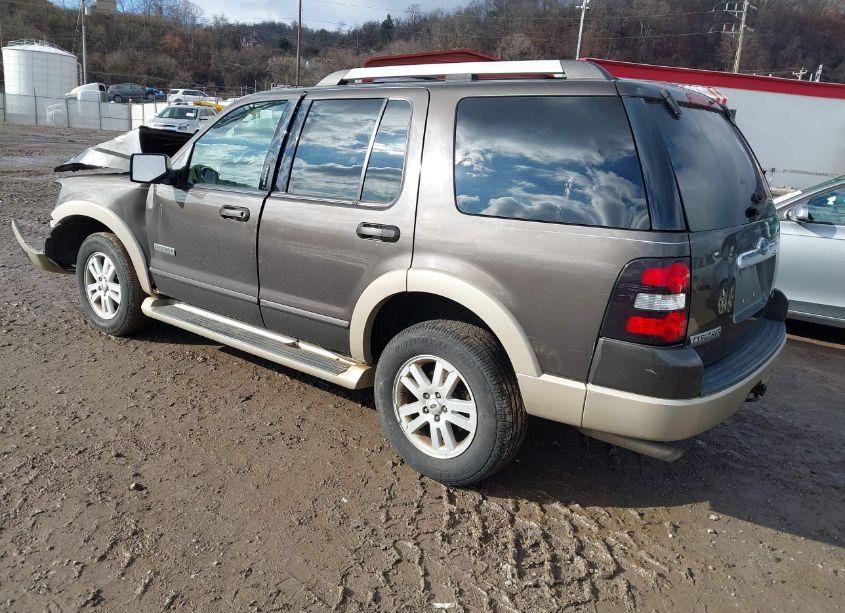Photo 3 of 2007 Ford Explorer EDDIE BAUER (VIN 1FMEU74E47UA94620)
