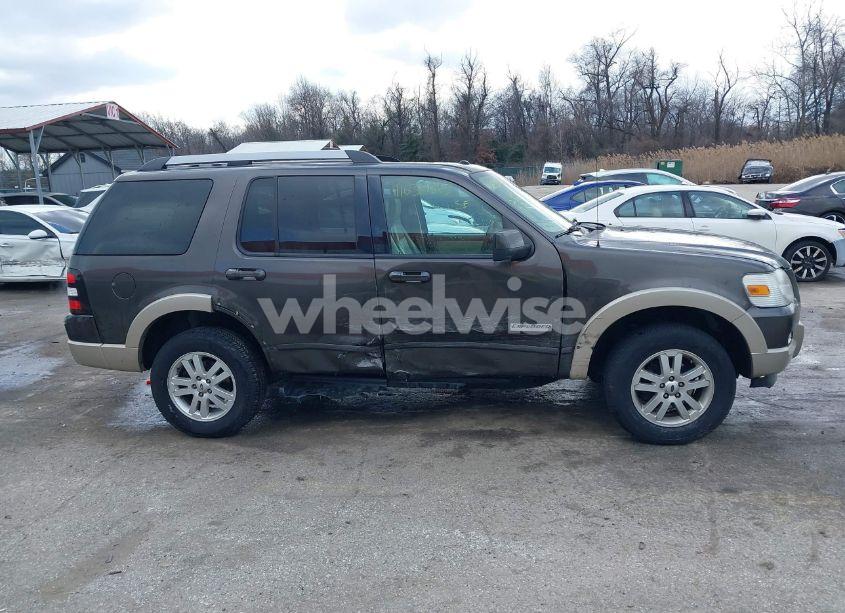 Photo 13 of 2007 Ford Explorer EDDIE BAUER (VIN 1FMEU74E47UB81689)