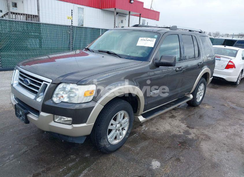 Photo 2 of 2007 Ford Explorer EDDIE BAUER (VIN 1FMEU74E47UB81689)