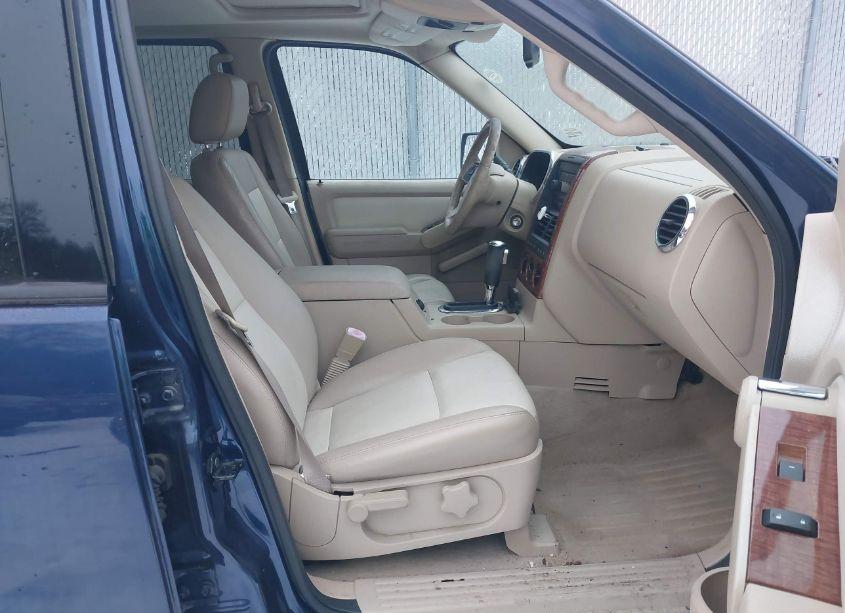 Photo 5 of 2006 Ford Explorer EDDIE BAUER (VIN 1FMEU74E66UA09923)