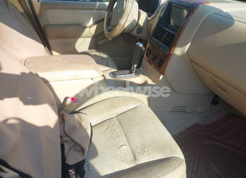 Photo 5 of 2006 Ford Explorer EDDIE BAUER (VIN 1FMEU74E66UB69249)