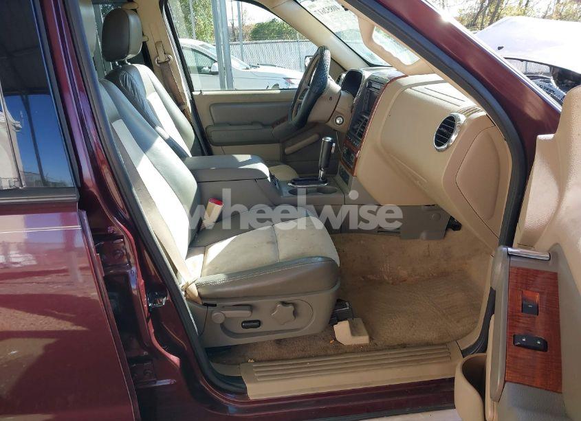 Photo 5 of 2007 Ford Explorer EDDIE BAUER (VIN 1FMEU74E67UA69945)