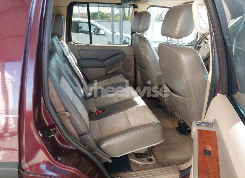 Photo 8 of 2007 Ford Explorer EDDIE BAUER (VIN 1FMEU74E67UA69945)