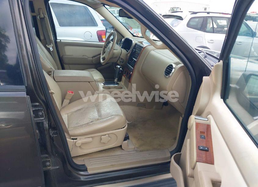 Photo 5 of 2007 Ford Explorer EDDIE BAUER (VIN 1FMEU74E77UB57600)