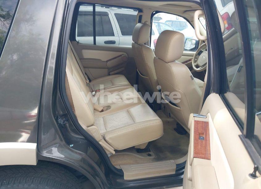 Photo 8 of 2007 Ford Explorer EDDIE BAUER (VIN 1FMEU74E77UB57600)